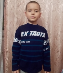 купить модный свитер для мальчика